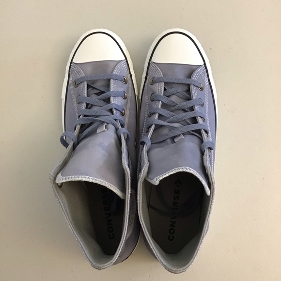 Converse NWOT 11.5 Men’s / 13.5 Women’s Chuck Taylor All Star Hi Blue Sneakers - Picture 7 of 14